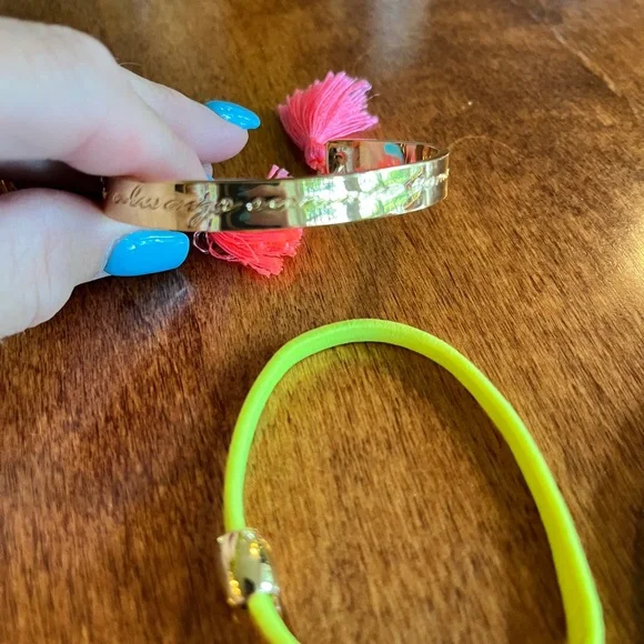 Lilly Pulitzer 7 Bracelets - Picture 3 of 6
